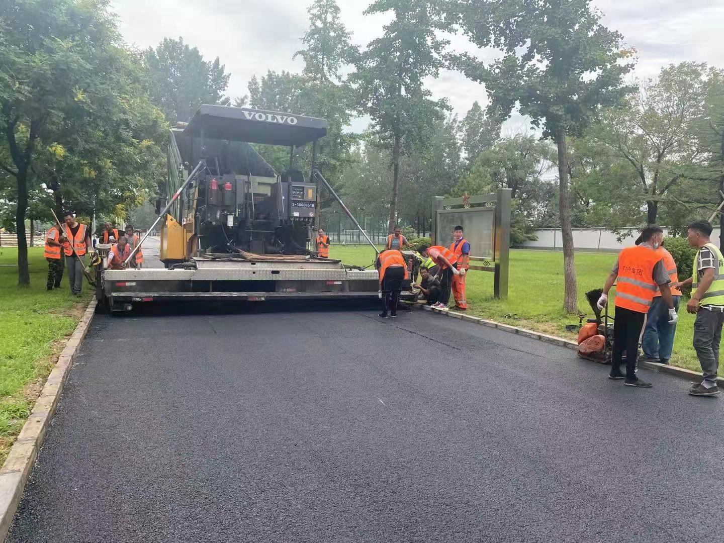 公園瀝青路面施工